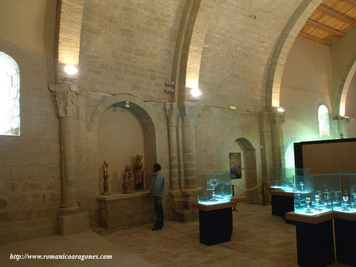 INTERIOR DEL MURO SUR HACIA LOS PIES